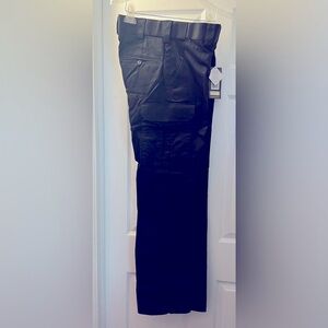 5.11 Tactical Women's Black Cargo Pants (Size12)